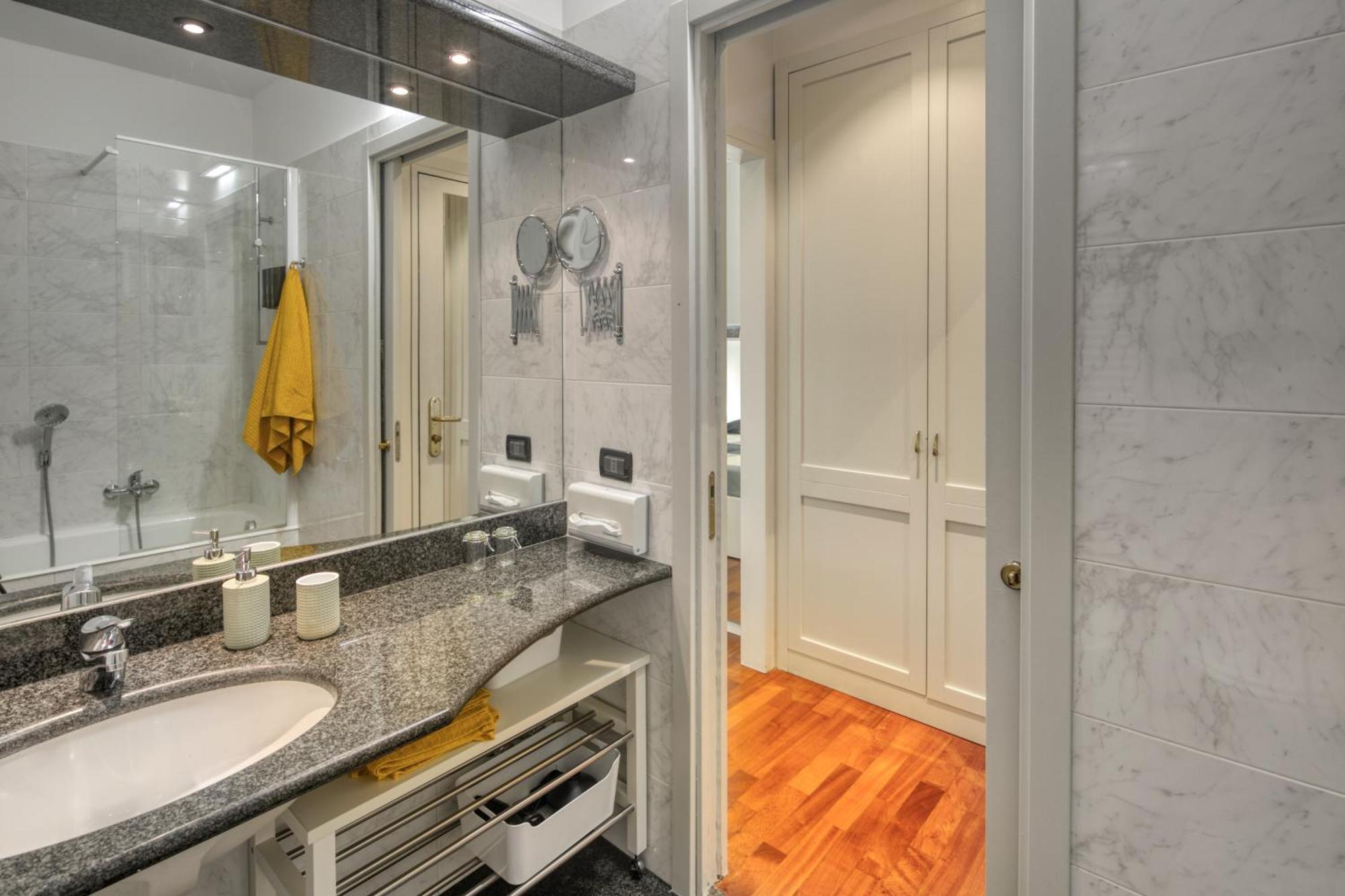 Vico 4 Rooms Турин Екстер'єр фото